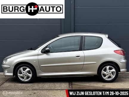 Peugeot 206 0