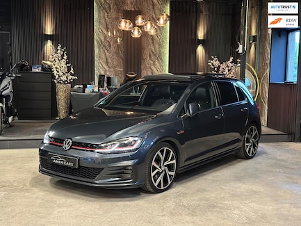 Volkswagen Golf 0