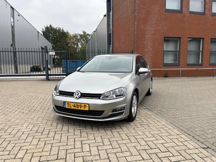 Volkswagen Golf 0
