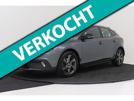 Volvo V40 Cross Country 0