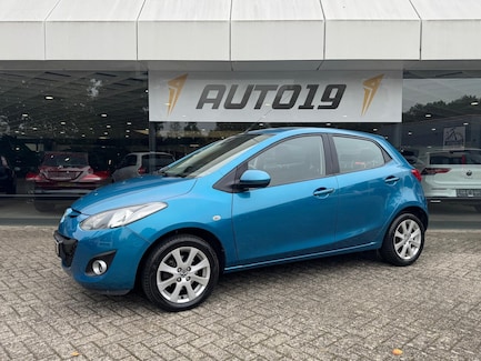Mazda 2 0