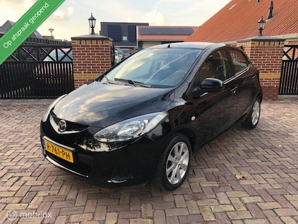 Mazda 2 0
