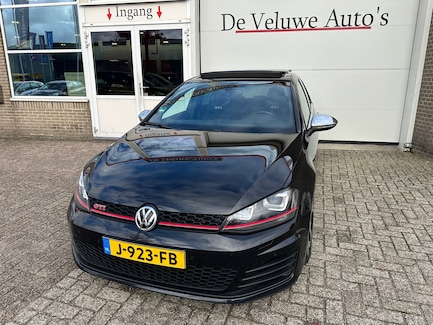 Volkswagen Golf 0