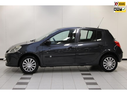 Renault Clio 0