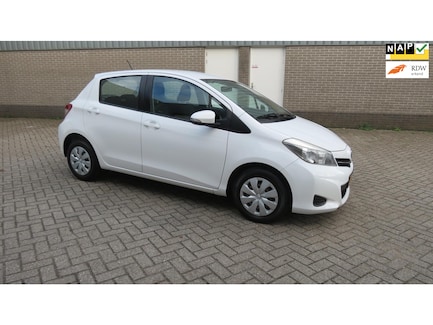 Toyota Yaris 0