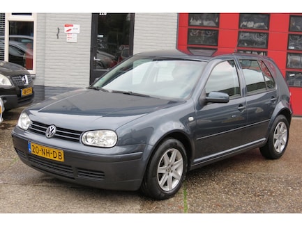 Volkswagen Golf 0