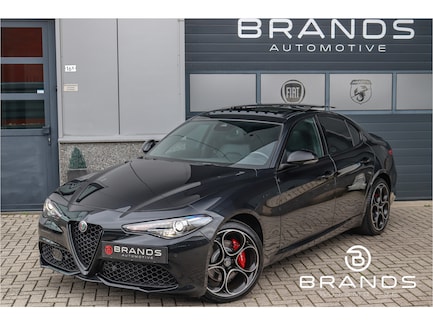 Alfa Romeo Giulia 0