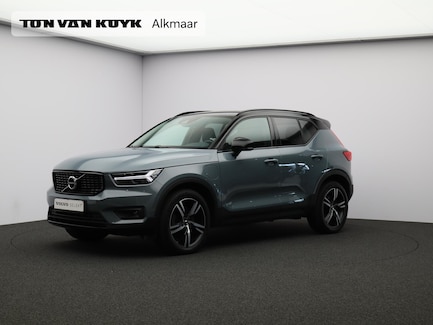Volvo XC40 0