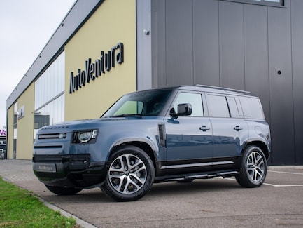 Land Rover Defender 0