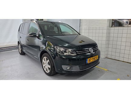 Volkswagen Touran 0