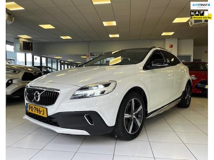 Volvo V40 Cross Country 0