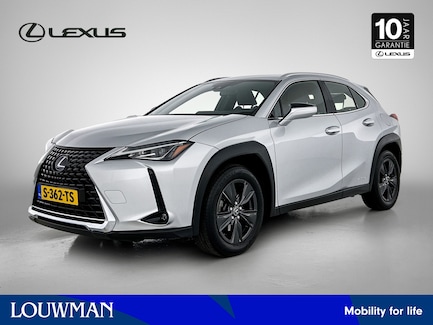 Lexus UX 0