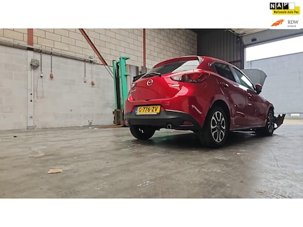 Mazda 2 0