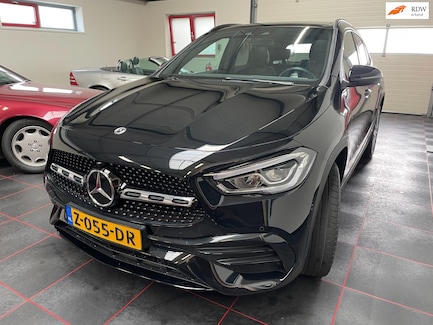 Mercedes-Benz GLA 0