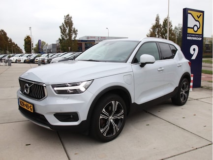 Volvo XC40 0