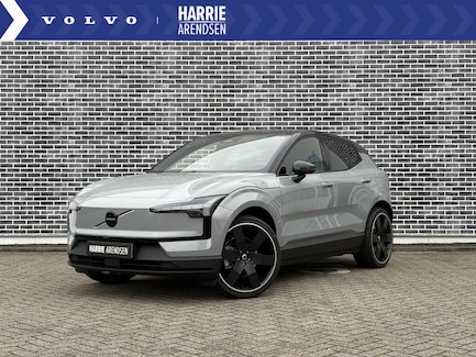 Volvo EX30 0