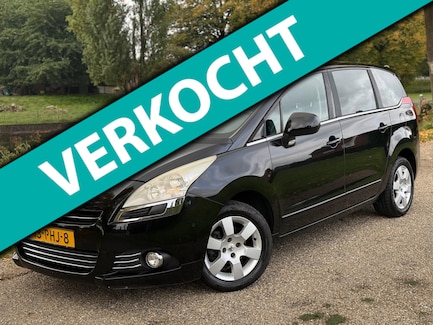 Peugeot 5008 0