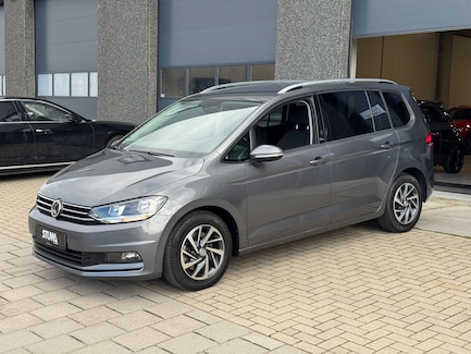 Volkswagen Touran 0