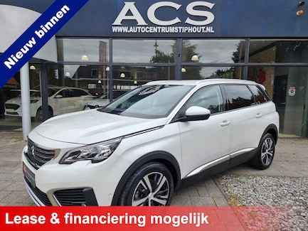 Peugeot 5008 0