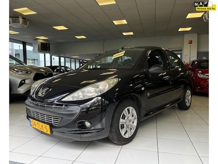 Peugeot 206+ 0