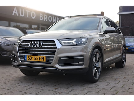 Audi Q7 0