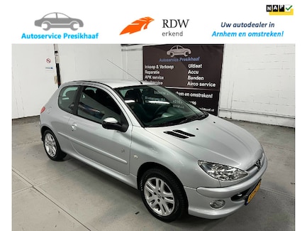 Peugeot 206 0