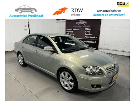 Toyota Avensis 0