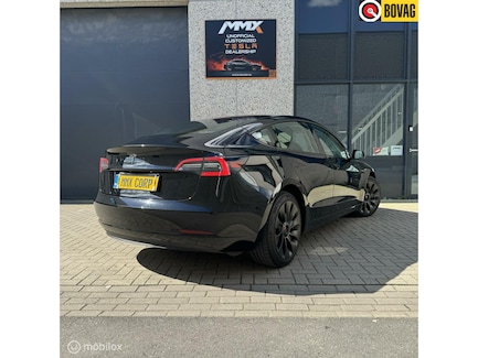Tesla Model 3 0