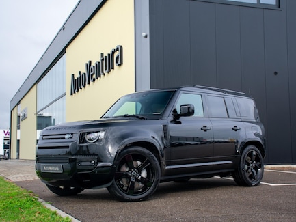 Land Rover Defender 0