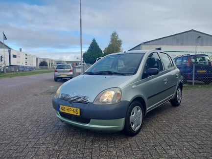 Toyota Yaris 0