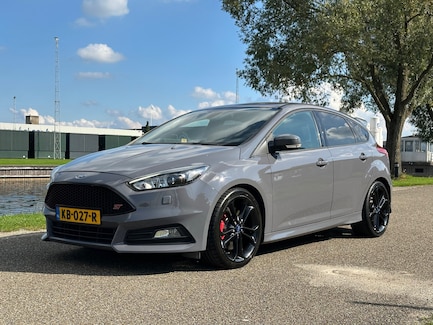 Ford Focus 0