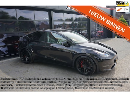 Tesla Model Y 0
