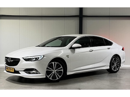 Opel Insignia 0