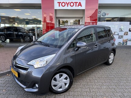 Toyota Verso-S 0