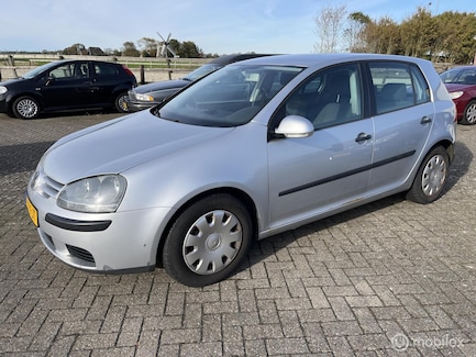 Volkswagen Golf 0