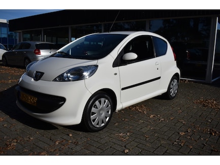 Peugeot 107 0