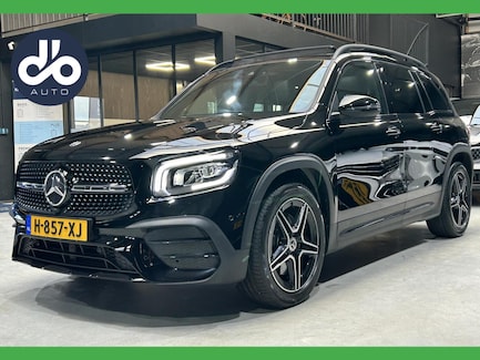 Mercedes-Benz GLB 0