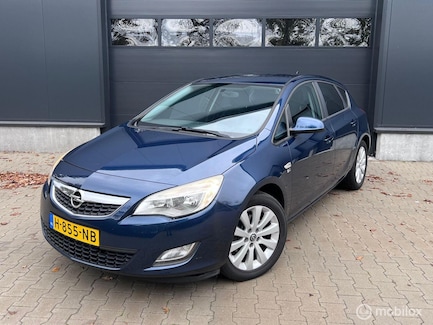 Opel Astra 0