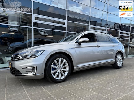 Volkswagen Passat 0