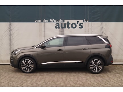 Peugeot 5008 0