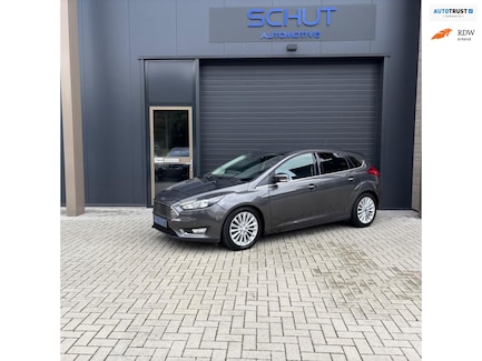 Ford Focus 0