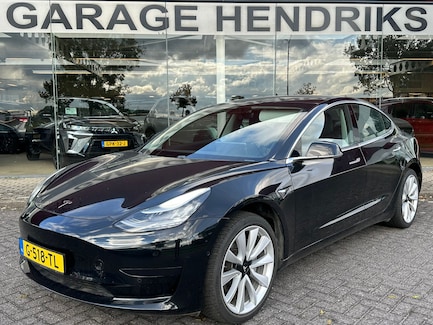 Tesla Model 3 0