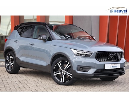 Volvo XC40 0