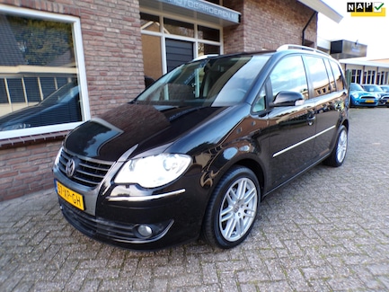 Volkswagen Touran 0