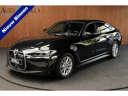 BMW i4 0