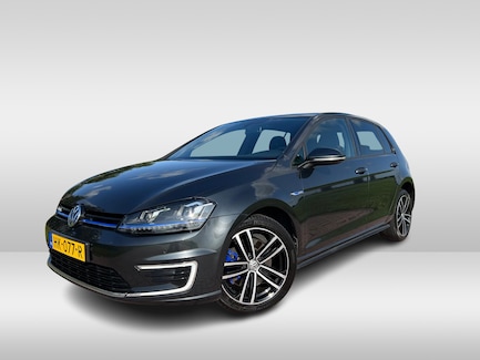 Volkswagen Golf 0