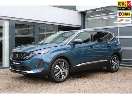 Peugeot 5008 0