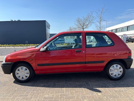Renault Clio 0
