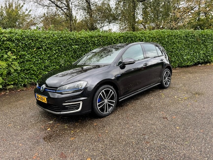 Volkswagen Golf 0