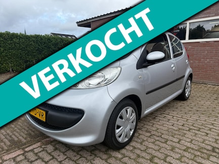 Peugeot 107 0